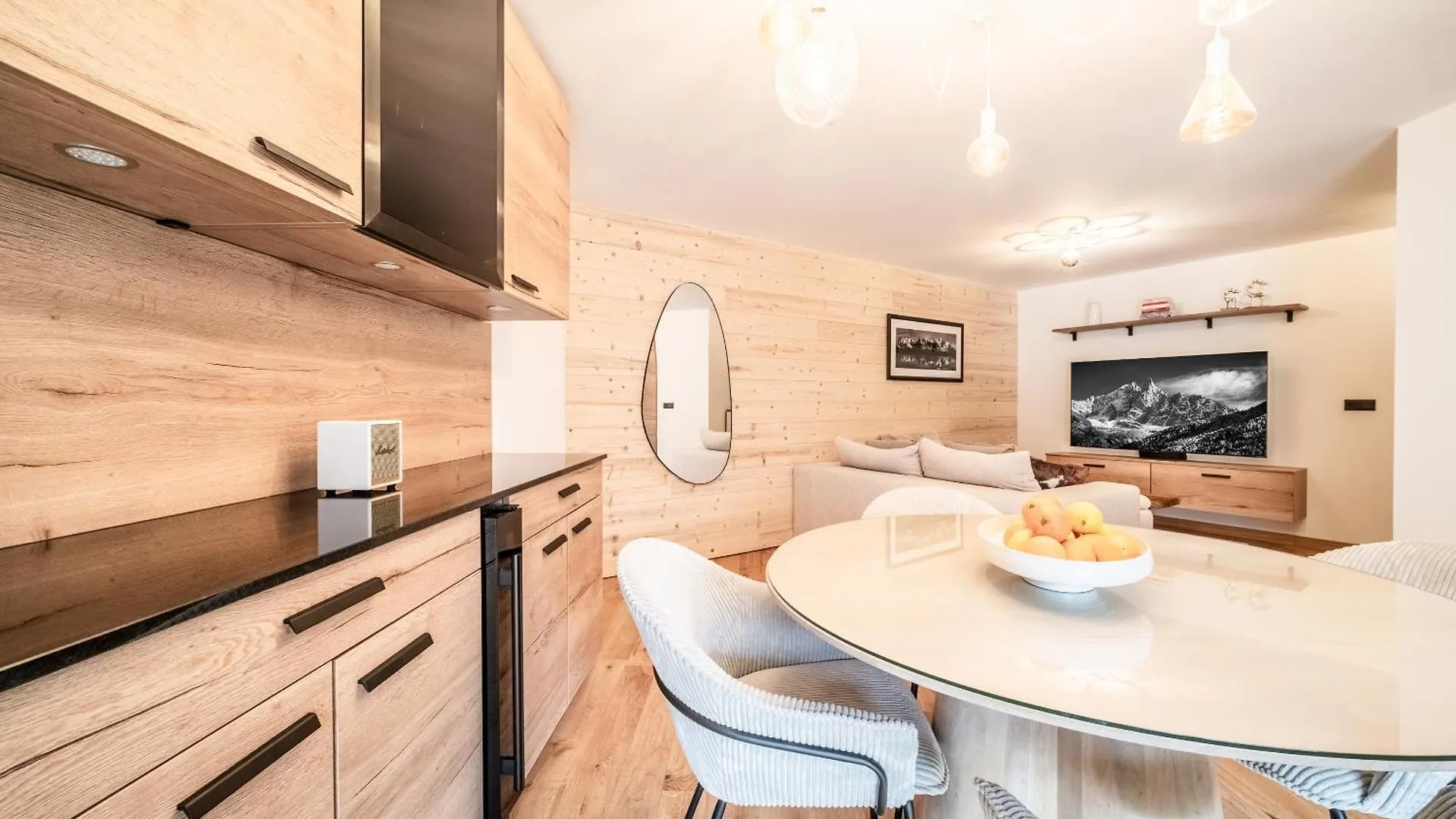 Apartment Camox, Les Houches - By Emerald Stay Franciaország